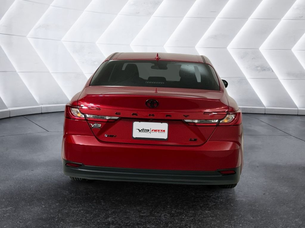 Used 2025 Toyota Camry LE FWD image 5