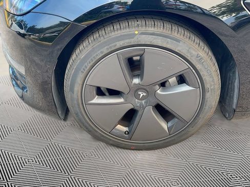 Used 2021 Tesla Model 3 Standard Range Plus RWD image 29