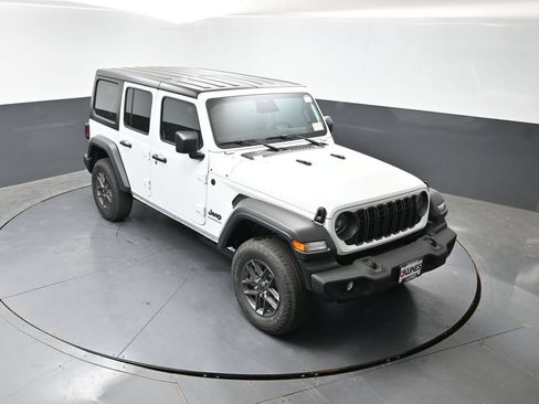 New 2026 Jeep Wrangler Unlimited Sport AWD/4WD image 31