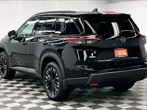 New 2026 Nissan Rogue Dark Armor AWD/4WD image 3