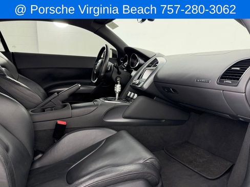 Used 2011 Audi R8 V10 AWD/4WD image 17