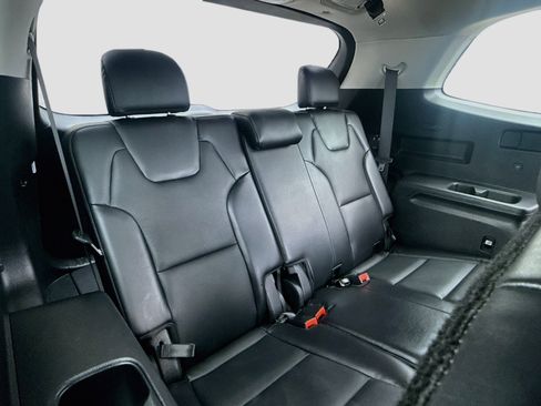 Used 2025 Kia Telluride S AWD/4WD image 31