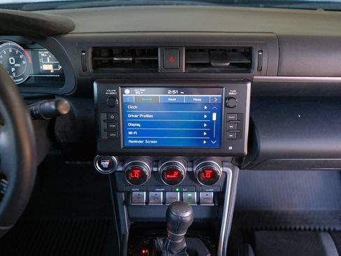 Used 2023 Toyota GR86 Premium w/ ALL Weather Mat Package (TMS) RWD image 18