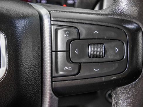 Used 2022 GMC Sierra 1500 SLE image 18