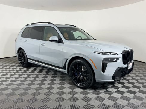 Used 2024 BMW X7 xDrive40i w/ Executive Package AWD/4WD image 1