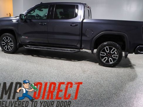 Used 2023 GMC Sierra 1500 AT4 image 10
