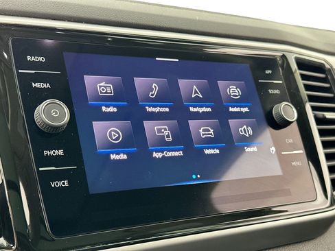 Used 2023 Volkswagen Atlas SE FWD image 14
