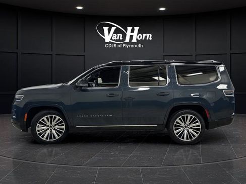 Used 2024 Jeep Grand Wagoneer Series III image 14