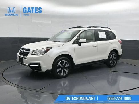 Used 2018 Subaru Forester 2.5i Premium AWD/4WD image 6