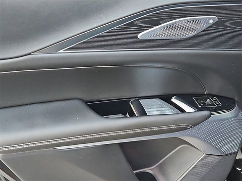 Used 2026 Cadillac Lyriq V image 21