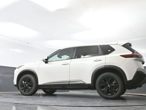 Used 2023 Nissan Rogue SV AWD/4WD image 53
