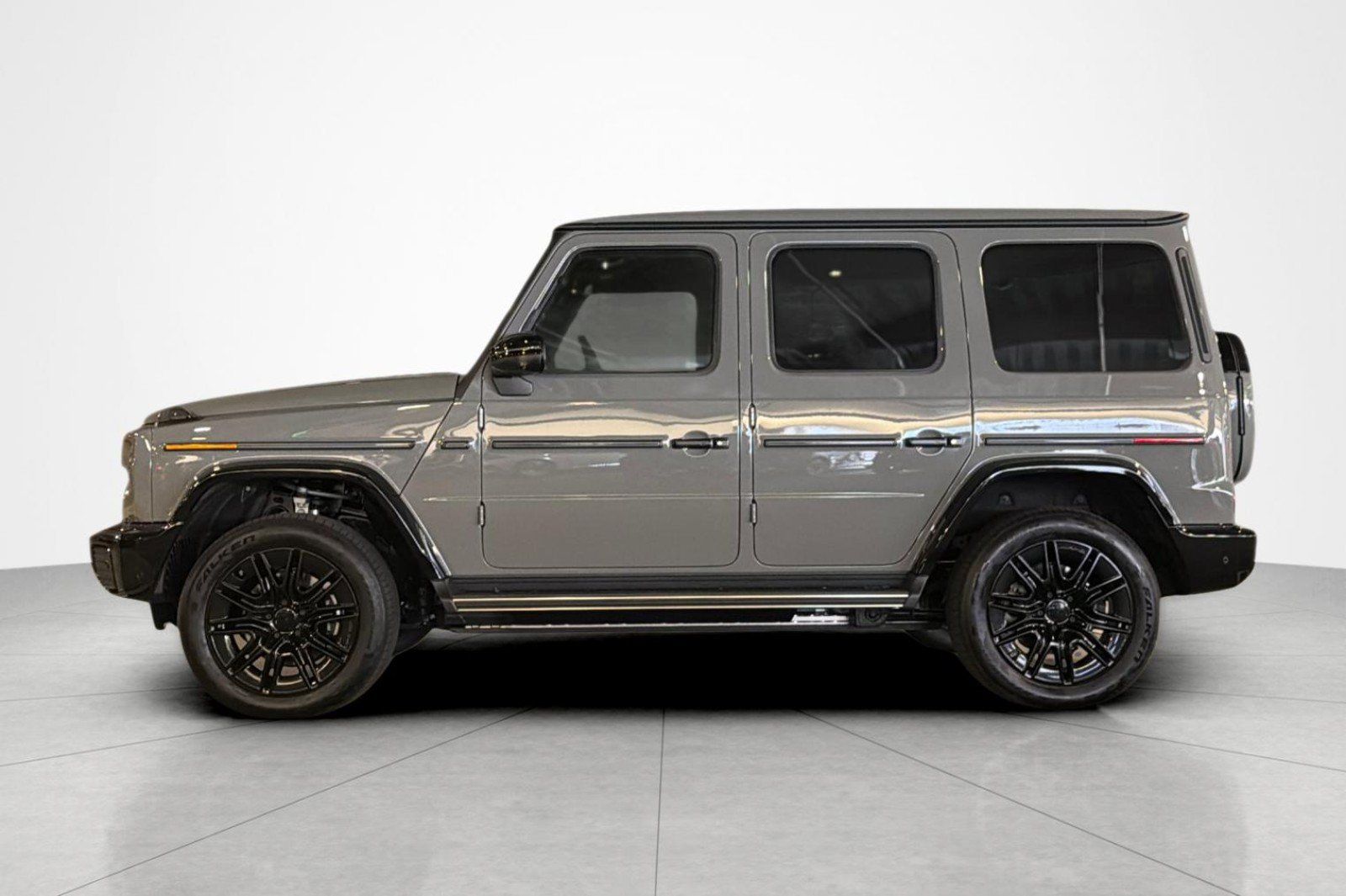New 2027 Mercedes-Benz G 580 e image 2