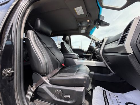Used 2019 Ford F350 Lariat AWD/4WD image 19