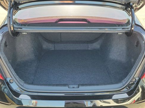 Used 2021 Honda Accord Touring image 26