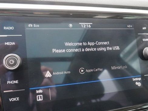 Certified 2023 Volkswagen Atlas SE w/ Panoramic Sunroof Package image 20