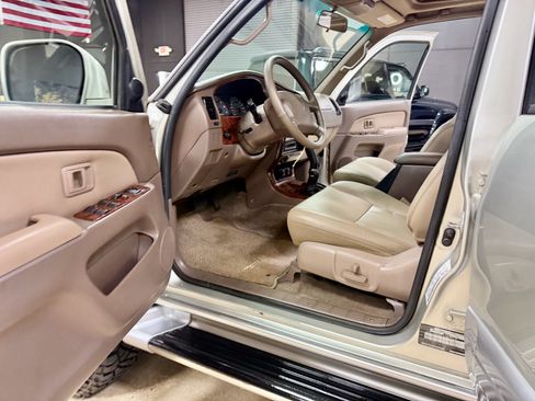 Used 2000 Toyota 4Runner Limited AWD/4WD image 19