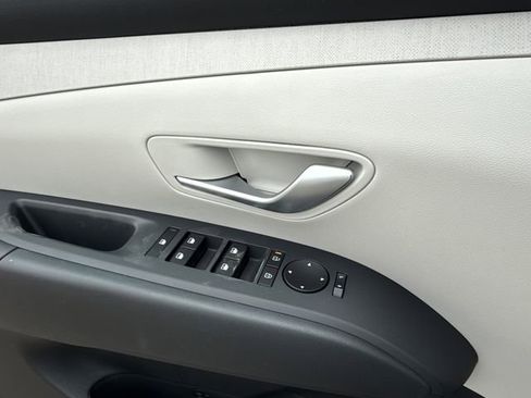 New 2026 Hyundai Tucson SEL image 16