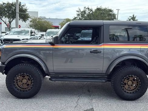 Used 2023 Ford Bronco Black Diamond w/ Sasquatch Package AWD/4WD image 4