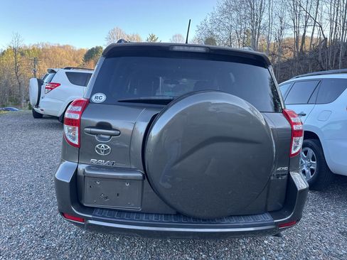 Used 2011 Toyota RAV4 4WD w/ Upgrade Value Pkg image 8