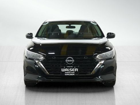 Used 2024 Nissan Sentra S image 9