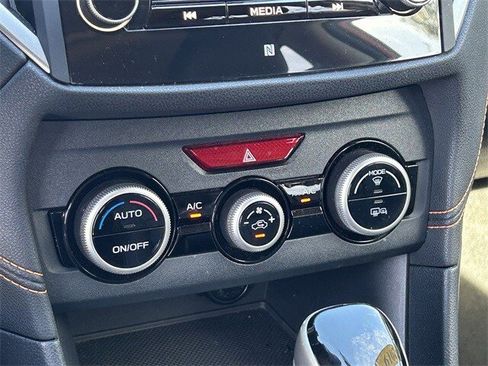 Used 2019 Subaru Crosstrek 2.0i Limited w/ Moonroof Package w/Navigation image 24