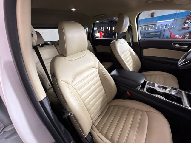 Used 2024 Ford Edge SEL w/ Convenience Package AWD/4WD image 32