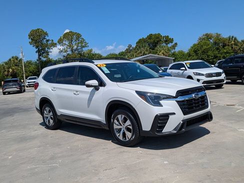 Used 2023 Subaru Ascent Premium w/ Convenience Package AWD/4WD image 2