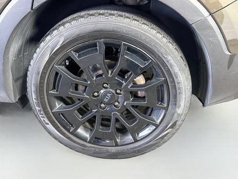 Used 2021 Kia Telluride EX w/ EX Premium Package AWD/4WD image 37