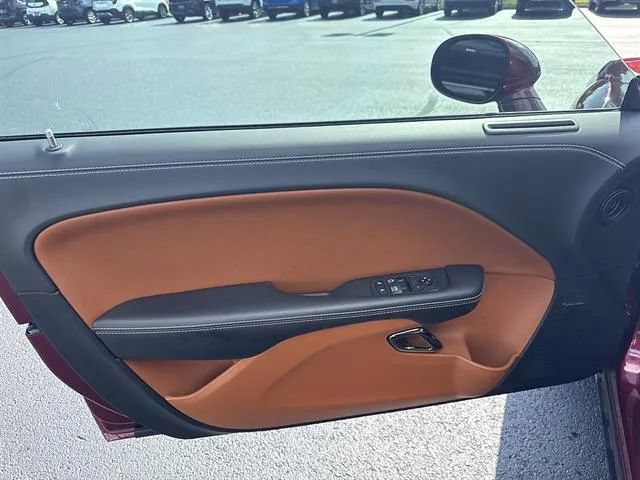Used 2020 Dodge Challenger SRT Hellcat Redeye RWD image 9