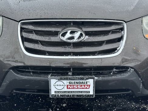 Used 2011 Hyundai Santa Fe GLS image 9