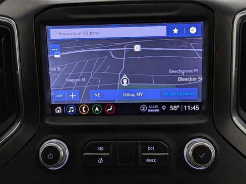 Used 2022 GMC Sierra 1500 AT4 w/ AT4 Preferred Package image 10