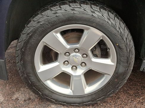 Used 2020 Chevrolet Tahoe LT image 28