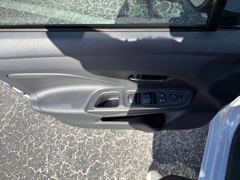 Certified 2025 Nissan Versa SV w/ Trunk Package image 15