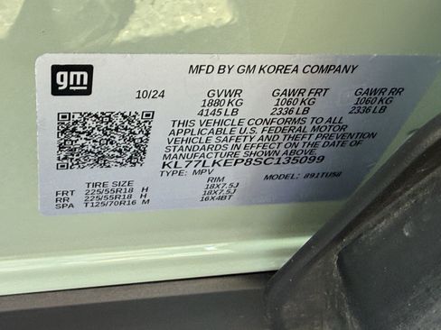 Used 2025 Chevrolet Trax ACTIV w/ Driver Confidence Package FWD image 36