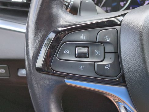 Used 2022 Buick Enclave Premium AWD/4WD image 29