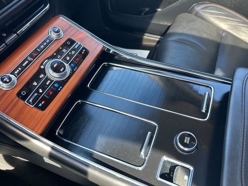 Used 2020 Lincoln Aviator Reserve w/ Equipment Group 201A image 23