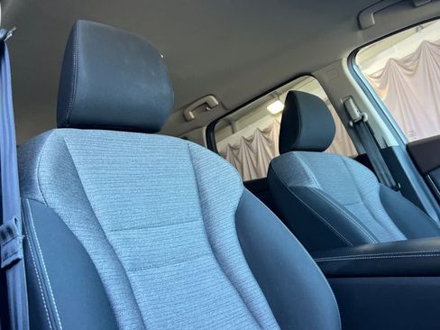 Used 2021 Nissan Rogue SV FWD image 19