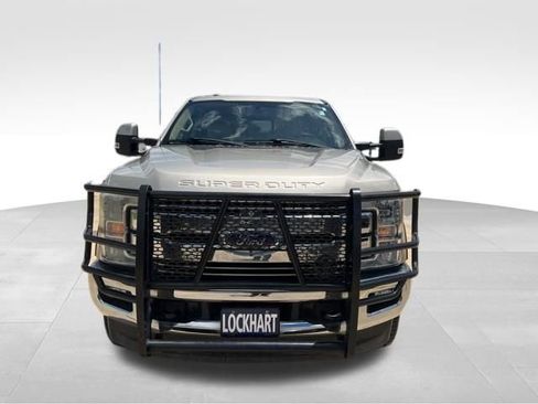 Used 2017 Ford F350 Lariat w/ Lariat Value Package image 3