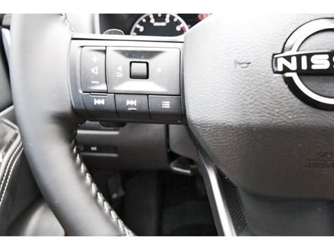 Certified 2026 Nissan Rogue Dark Armor FWD image 15