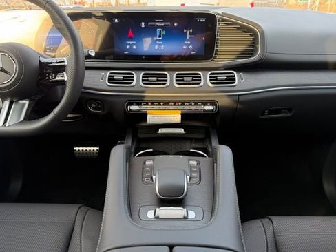 New 2026 Mercedes-Benz GLS 450 4MATIC image 14