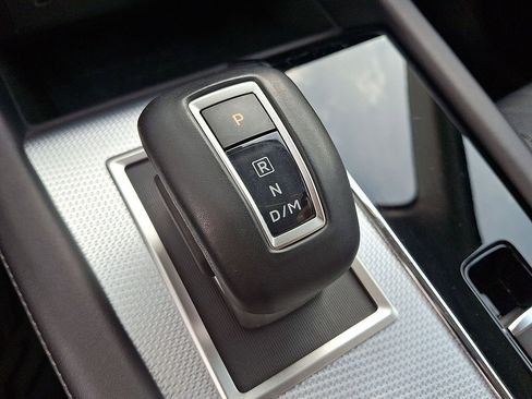 Used 2024 Mitsubishi Outlander SEL AWD/4WD image 18