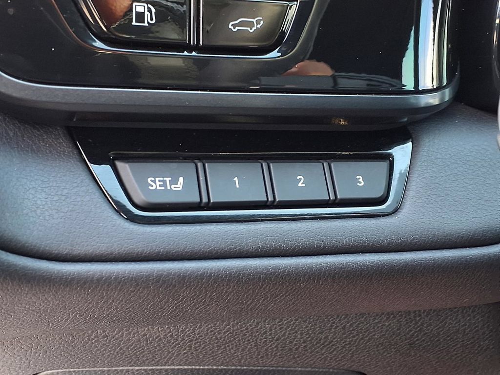 Used 2025 Lexus TX 350 AWD w/ Technology Package image 10