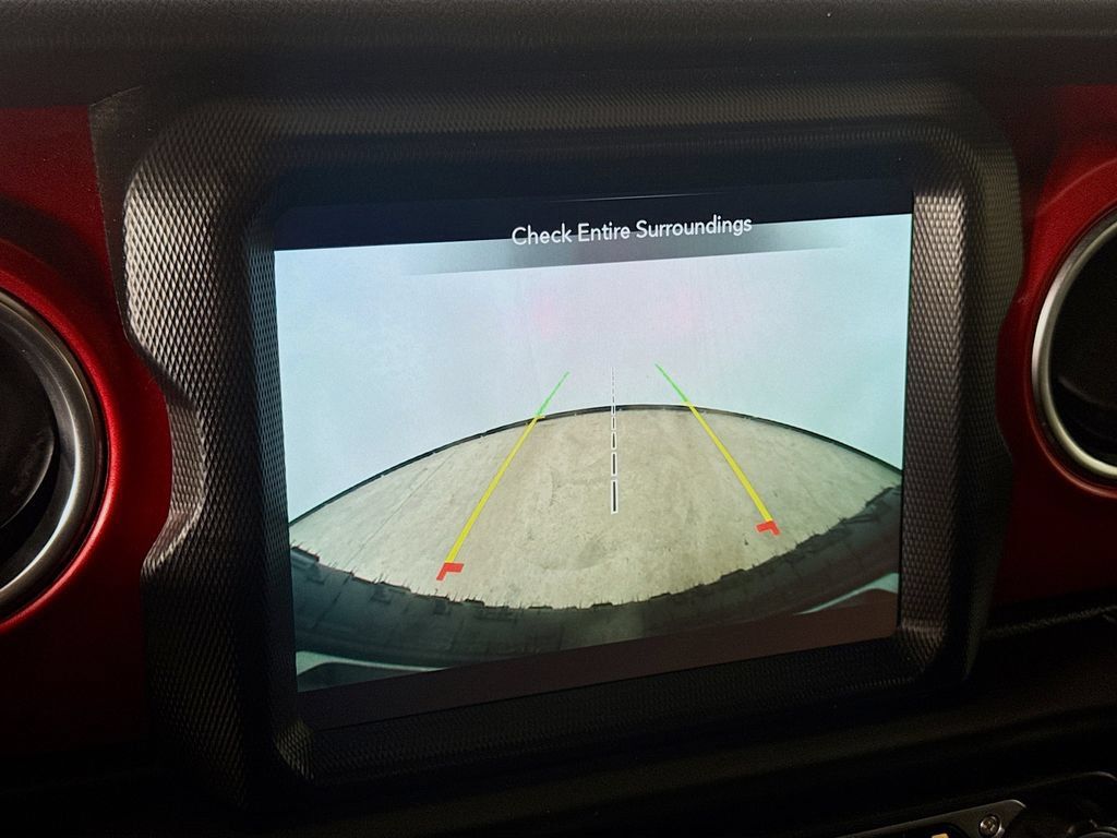 Used 2021 Jeep Wrangler Unlimited Rubicon w/ Uconnect 4C Nav & Sound Group AWD/4WD image 19