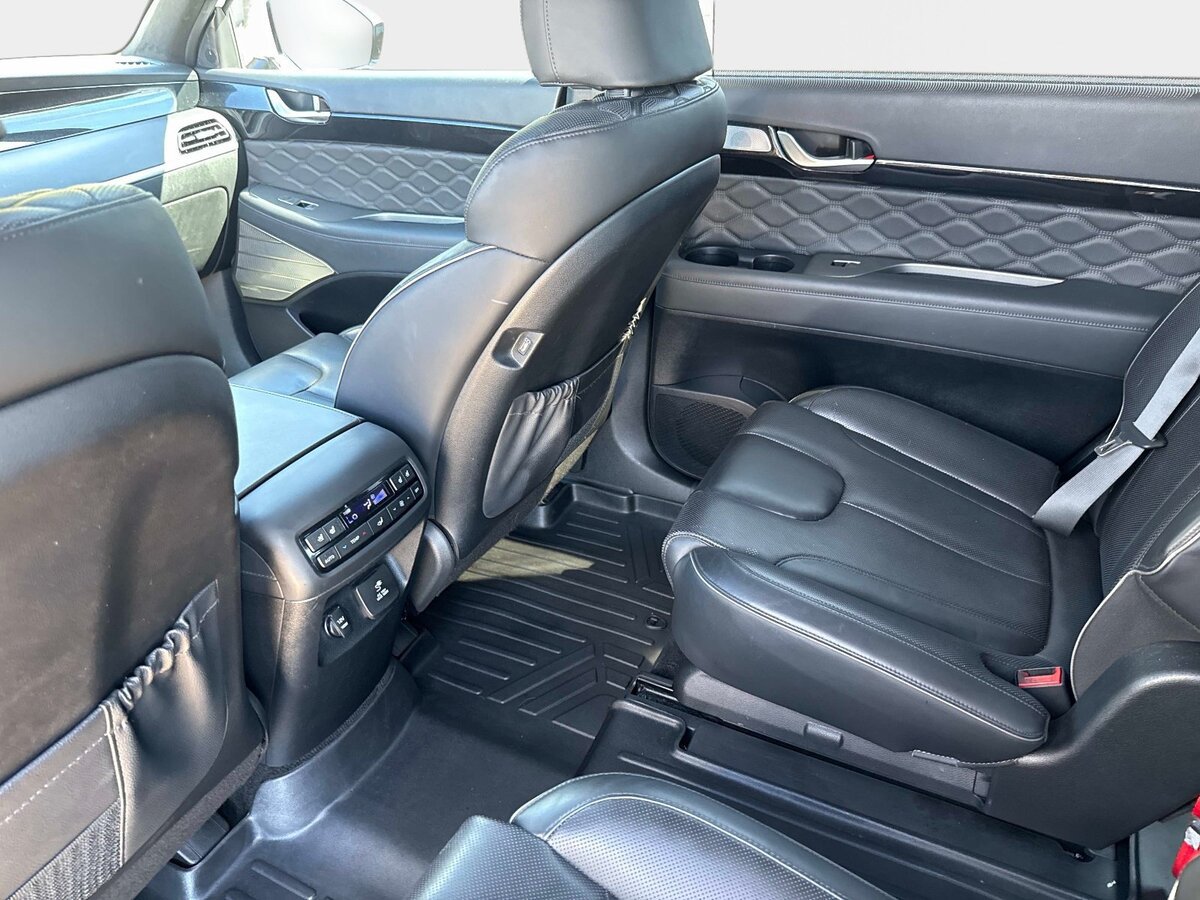 Used 2022 Hyundai Palisade Calligraphy FWD image 14