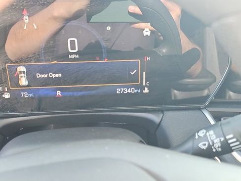 Used 2024 Chevrolet TrailBlazer LS w/ LS Convenience Package image 11