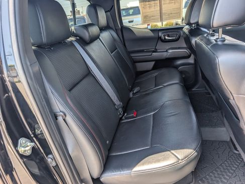 Used 2020 Toyota Tacoma TRD Pro AWD/4WD image 6