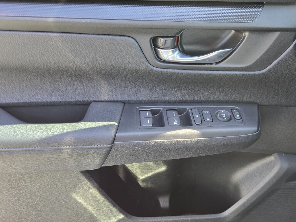 Used 2025 Honda CR-V EX image 26