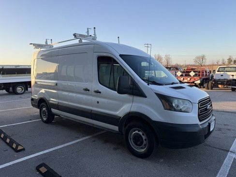 Used 2017 Ford Transit 250 148 Medium Roof image 3