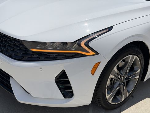 Certified 2024 Kia K5 EX w/ EX Premium Package FWD image 8