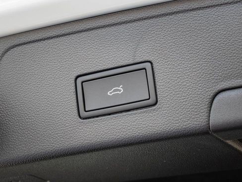 New 2025 Volkswagen Atlas Cross Sport SEL R-Line image 19